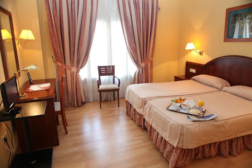 Hotel Trafalgar Jerez de la Frontera Rom bilde