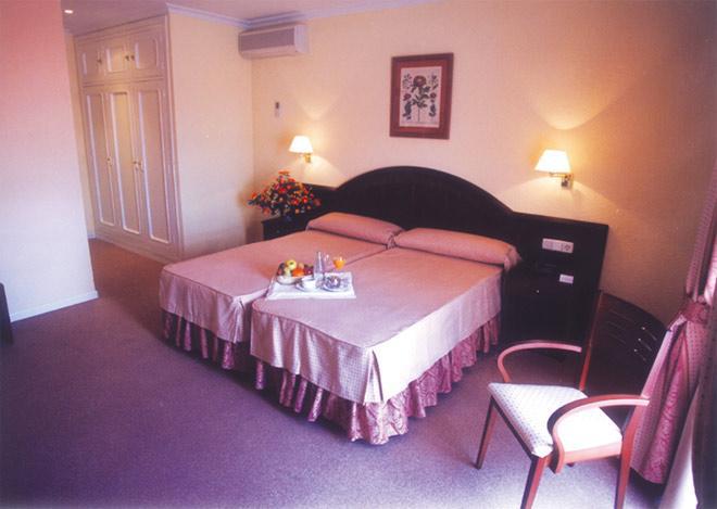 Hotel Trafalgar Jerez de la Frontera Rom bilde